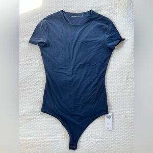Abercrombie & Fitch Navy Blue T-Shirt Bodysuit - Size M